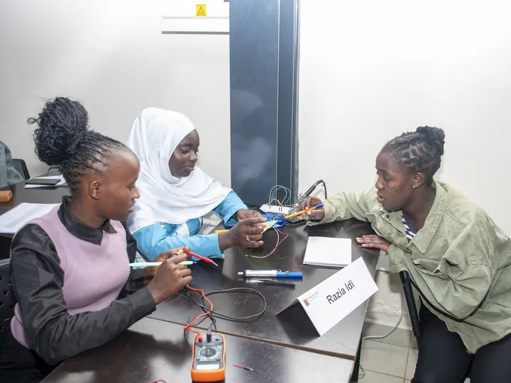 Circuit-building lab session